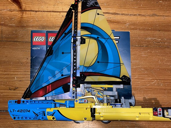 Lego technic jaht
