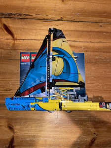 Lego technic jaht (1 foto / 2)