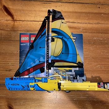 Lego technic jaht