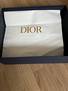 Кеды DIOR(оригинал) (3 фото из 6)
