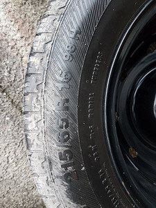 запасное колесо Subaru (2 фото из 3)