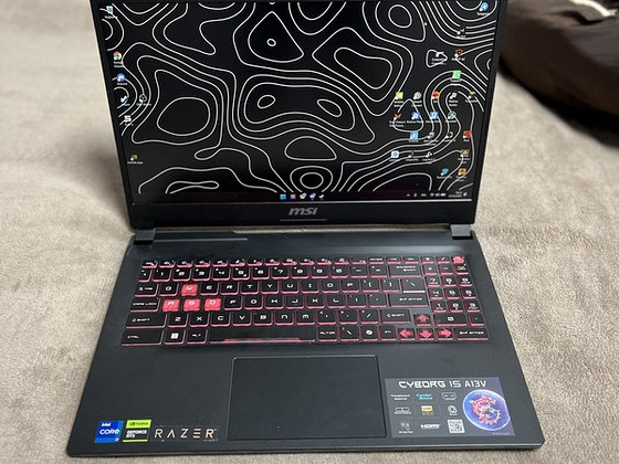 Продам / обменяю игровой ноутбук MSI Cyborg 15 A13V
