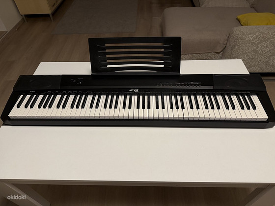 Müüa süntesaator Max music KB6
