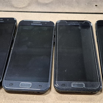 Телефоны Samsung A5 на запчасти, количество 4.