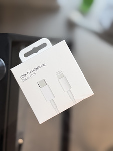 USB-C kaabel (1 foto / 4)