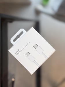 USB-C kaabel (3 foto / 4)
