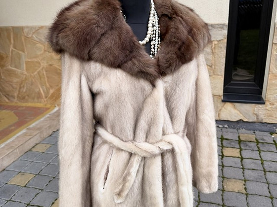 Naaritsa kasukas