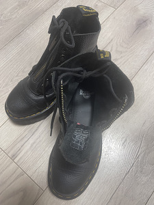 Dr Martens saapad (2 foto / 6)