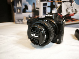 Nikon Z5 kaamera ja Godox V860 llln välklamp (1 foto / 10)