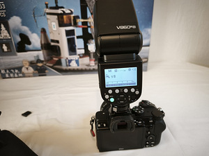 Nikon Z5 kaamera ja Godox V860 llln välklamp (7 foto / 10)