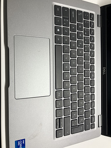 Ноутбук DELL 5420 (2 фото из 4)