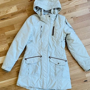 Mugav soe Parka Icepeak 38