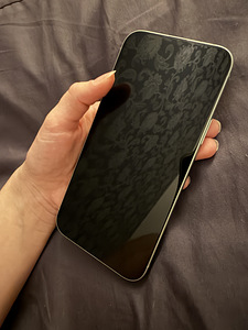 iPhone 15 plus (3 фото из 4)