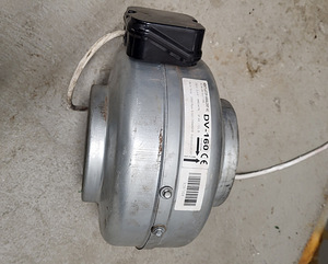 Müün ventilatsioonimootorit (1 foto / 2)