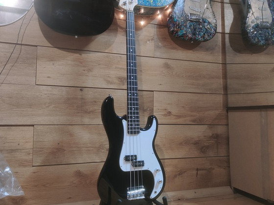 Elektriline Basskitarr PB-Style – Võimas Bass