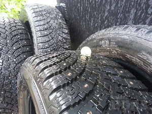 Зимние шины 195\55\R15 NOKIAN (2 фото из 3)
