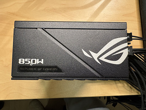 Блок питания ASUS ROG SFX LED Loki 850W PSU (2 фото из 4)