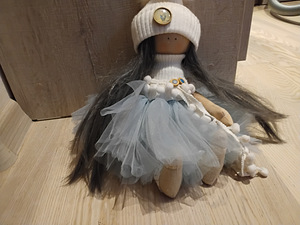 Käsitsi valmistatud nukk (1 foto / 2)
