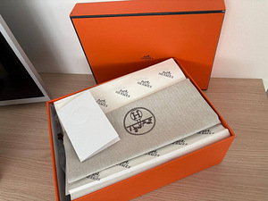 Hermes Bouncing мужские кроссовки из сетки черно-бело-оранже (5 фото из 8)