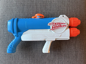 Водяной пистолет Nerf Super Soaker Barracuda (1 фото из 1)