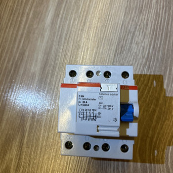 Устройство защитного отключения ABB