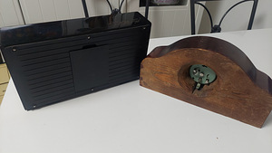 Vanad kellad ja lamp (4 foto / 8)