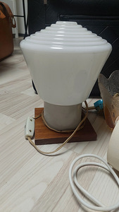 Vanad kellad ja lamp (6 foto / 8)