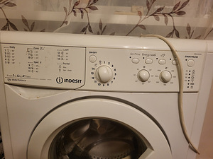 Продажа стиральной машины (2 фото из 2)