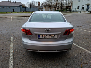Продам TOYOTA AVENSIS, АВТ SEDAN 2010.г.в. 2.0 бензин 112 kw (2 фото из 9)