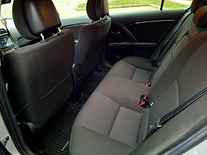 Продам TOYOTA AVENSIS, АВТ SEDAN 2010.г.в. 2.0 бензин 112 kw (7 фото из 9)
