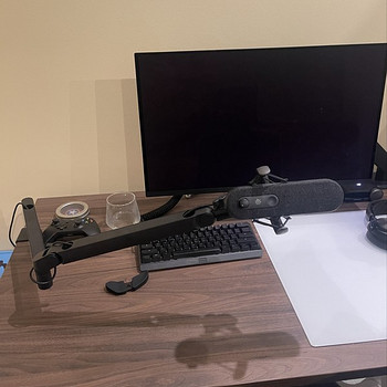 Steelseries Alias + Elgato Wave Mic Arm LP