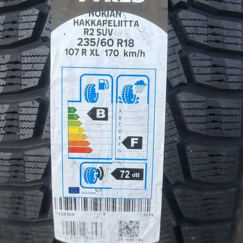UUED NOKIAN HAKKPELIITTA R2 235/60R18 107R XL 2TK.