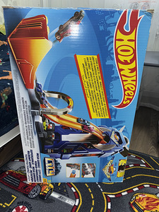 Hot Wheels (2 фото из 2)