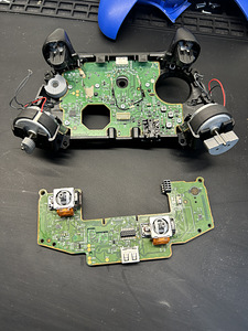 PlayStation/Xbox/Nintendo/SteamDeck remont ja hooldus (4 foto / 7)
