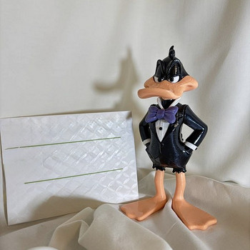 Donald Duck — коллекционная 3D-фигурка утки в смокинге