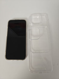 iPhone 15 Pro 256GB (5 foto / 5)