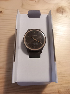 Garmin vivomove sport hübriid (3 foto / 4)