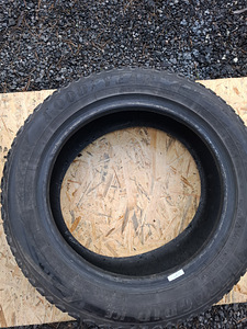 205/55R16 шипованные шины GoodYear UltraGrip 7 мм (3 фото из 3)