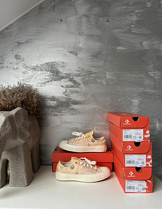 Кеды Converse (1 фото из 3)