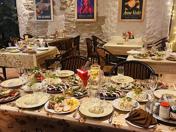 OTSIME PEAKOKKA – RESTORAN 1980 - 2000 STIILIS
