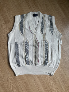 Vintage vest (1 foto / 3)
