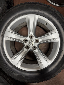 18" Lexus RX originaalveljed 5x114,3 + 235/65/18 m+s (3 foto / 7)