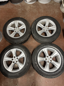 18" Lexus RX originaalveljed 5x114,3 + 235/65/18 m+s (5 foto / 7)
