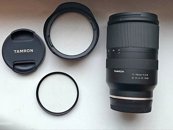 Tamron 17-70mm f/2.8 Di III-A VC RXD Sony