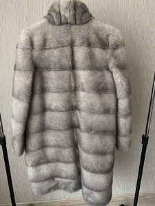 Шуба из норки (2 фото из 3)