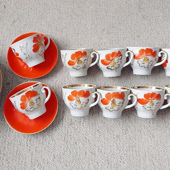 Фарфоровый сервиз