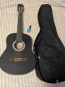 Продам гитару (2 фото из 10)