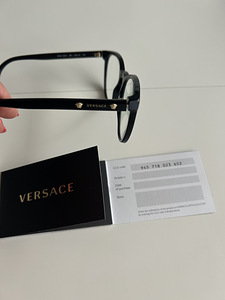 Очки Versace (2 фото из 6)