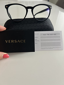 Очки Versace (3 фото из 6)