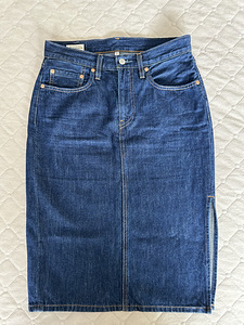 Джинсовая юбка Levis (1 фото из 2)